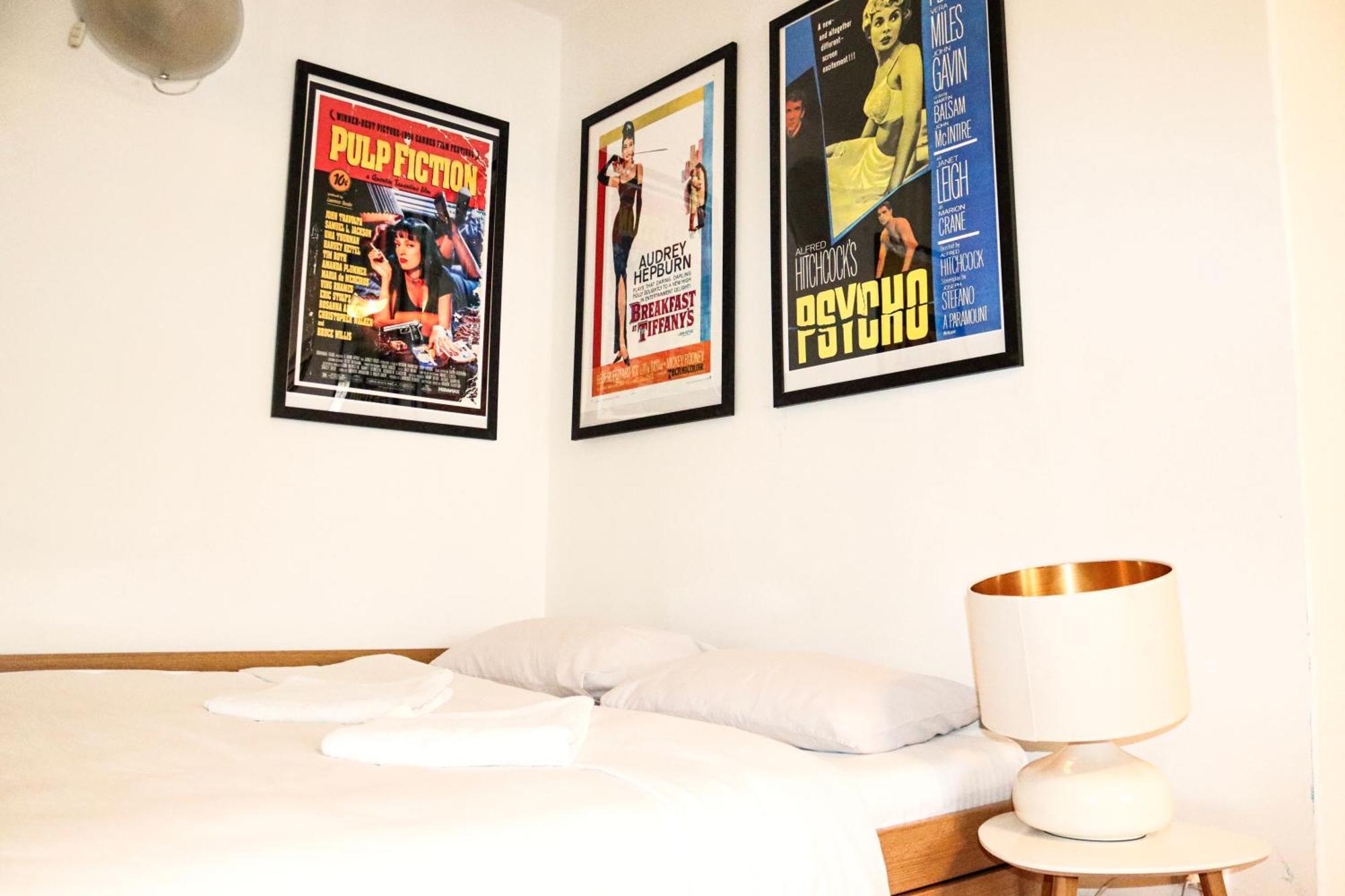 Central Park Hollywood Apartment Bucureşti Ngoại thất bức ảnh